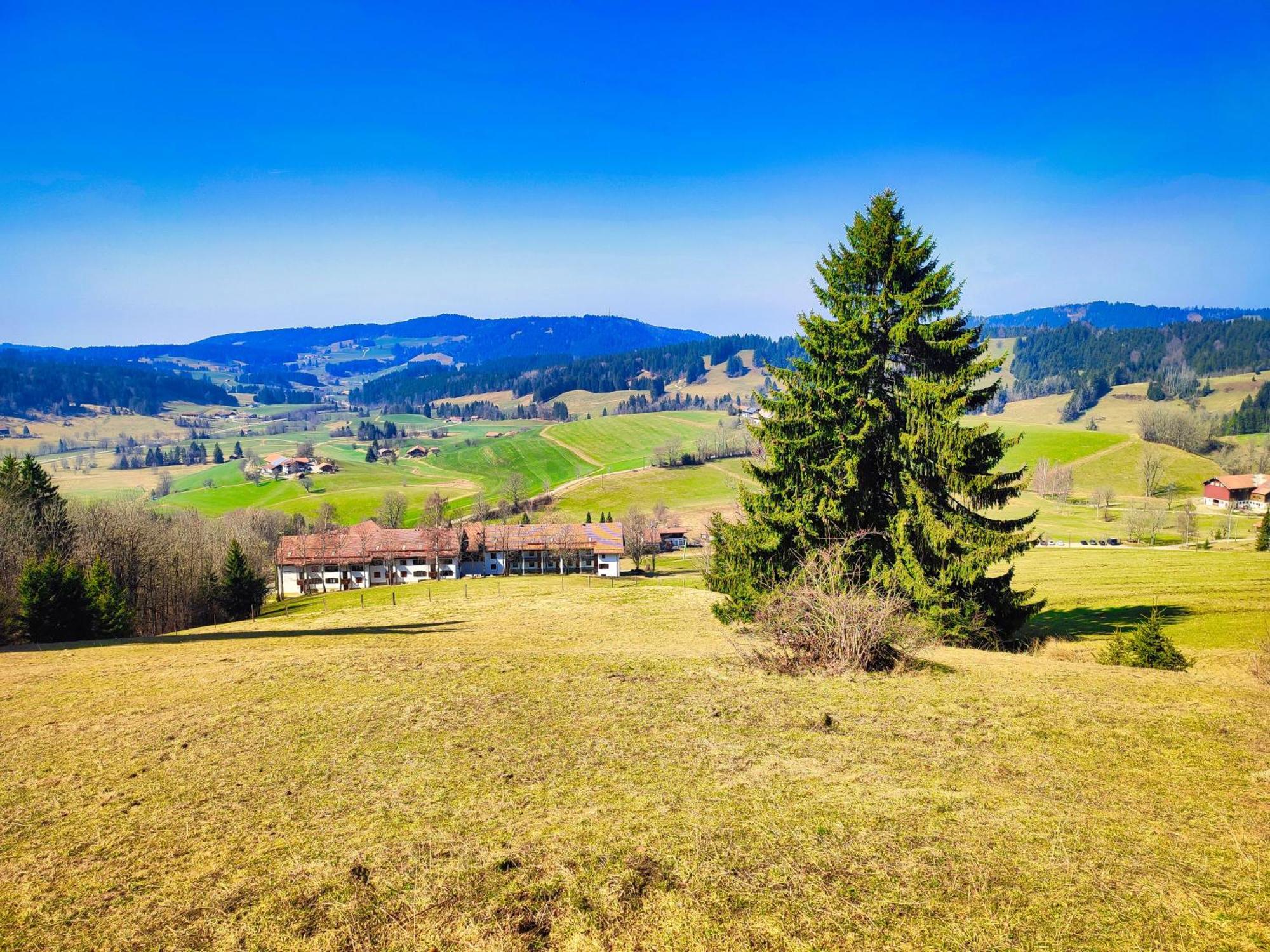 Sonnen-Juwel - Hallenbad-Sauna-2 Getrennte Schlafbereiche-Direkt An Der Skipiste Missen-Wilhams Esterno foto